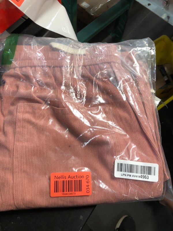 Photo 1 of (Damaged pant leg)SOLY HUX Men's Corduroy Pants Casual Drawstring Elastic Waist Straight Leg Sweatpants with Pockets Pink Letter Medium