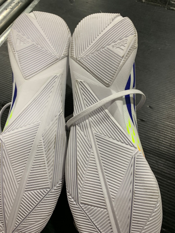 Photo 1 of Adidas Predator Edge.3 in Indoor Soccer Shoes FTWR WHITE/SOLAR YELLOW/POWER BLUE-10.5

