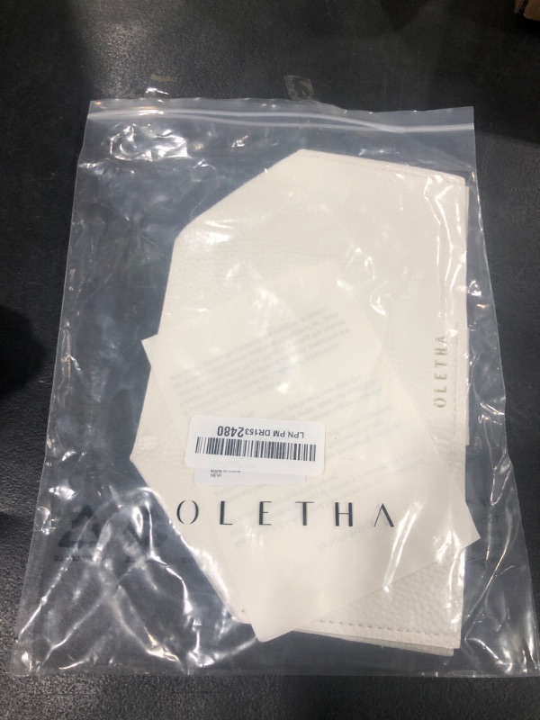 Photo 1 of OLETHA Aesthetic Rectangle Tissue Box Cover, Medium Flat Box Tissues Holder Rectangular, White