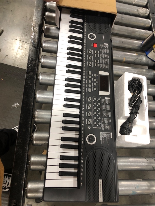 Photo 1 of 61 Key Keyboard Piano, Portable Electronic Keyboard Piano for Beginners with Speakers, Microphone, 100 Voices, 100 Rhythms, Digital Music Keyboard for Beginners - Black