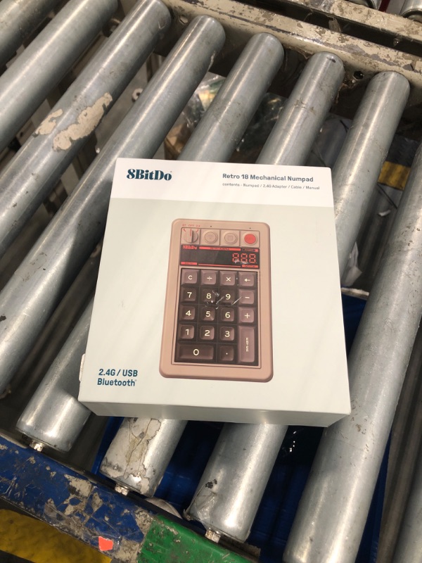 Photo 1 of 8BitDo Retro 18 Mechanical Numpad, Supports Calculator Mode, Bluetooth/2.4G/Wired Numpad for Windows and Android - C64 Edition