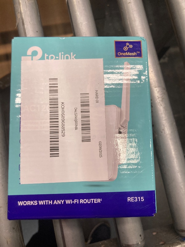 Photo 1 of ***USED*** TP-Link AC1200 WiFi Extender, 2024 Wirecutter Best WiFi Extender, 1.2Gbps home signal booster, Dual Band 5GHz/2.4GHz, Covers Up to 1500 Sq.ft and 30 Devices ,support Onemesh, One Ethernet Port (RE315)