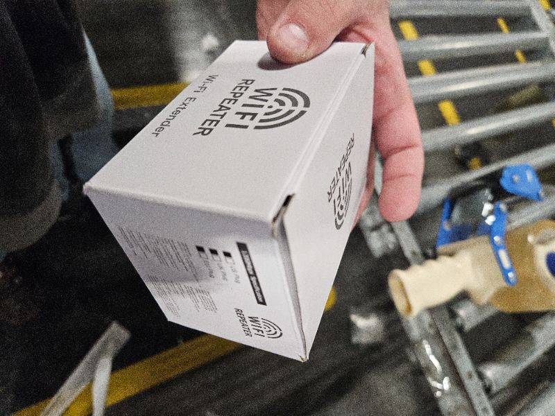 Photo 1 of 2025 WiFi Extender Signal Booster, WiFi Extender 5GHz/2.4GHz, 1200Mbps WiFi Range Extender, WiFi Extender with Ethernet Port.