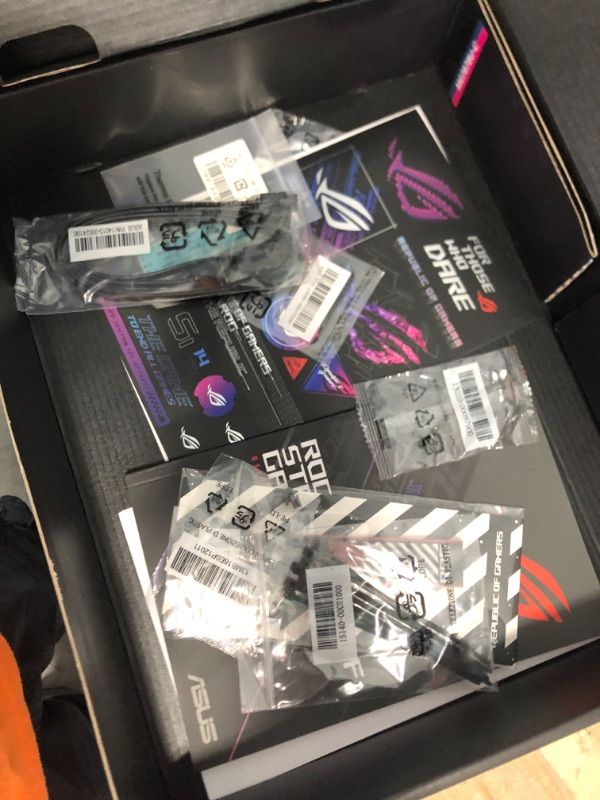 Photo 1 of ASUS ROG STRIX X670E-F GAMING WIFI AMD X670 AM5 Ryzen Desktop 9000 8000 & 7000 ATX motherboard, 18+2 power stages, DDR5, 4x M.2 slots with heatsink, PCIe 5.0, USB 3.2 Gen 2x2, WiFi 6E, AI Cooling II
