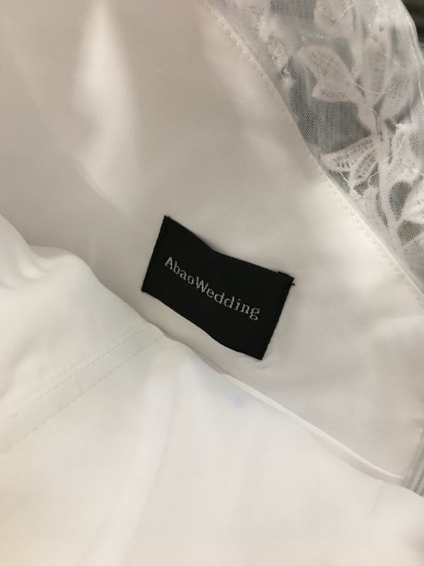 Photo 1 of ***SIZE 16*** Abaowedding Women's Wedding Dress for Bride Lace Applique Evening Dress V Neck Straps Ball Gowns White