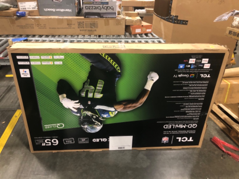 Photo 1 of 65" Class QM7-Series 4K UHD HDR QD-Mini LED Smart Google TV (2024)