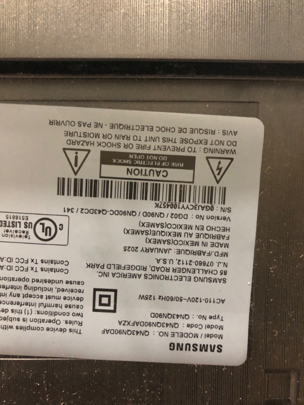 Photo 1 of ** SCREEN DOES NOT TURN ON. USE FOR PARTS**
SAMSUNG 43-Inch Class QLED 4K QN90D Series Neo Quantum HDR Smart TV w/Dolby Atmos, Object Tracking Sound Lite, Motion Xcelerator, Real Depth Enhancer Pro, Alexa Built-in (QN43QN90D, 2024 Model)