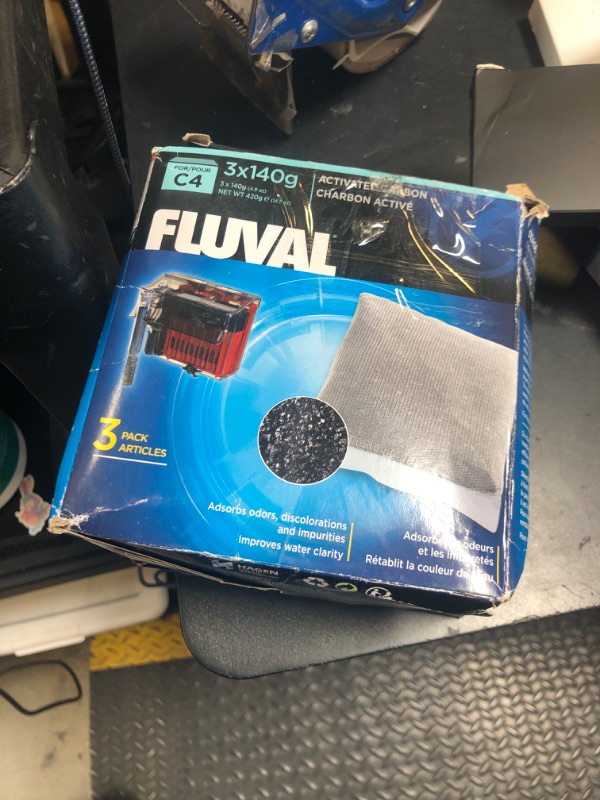 Photo 1 of Fluval C4 Carbon - 3-Pack