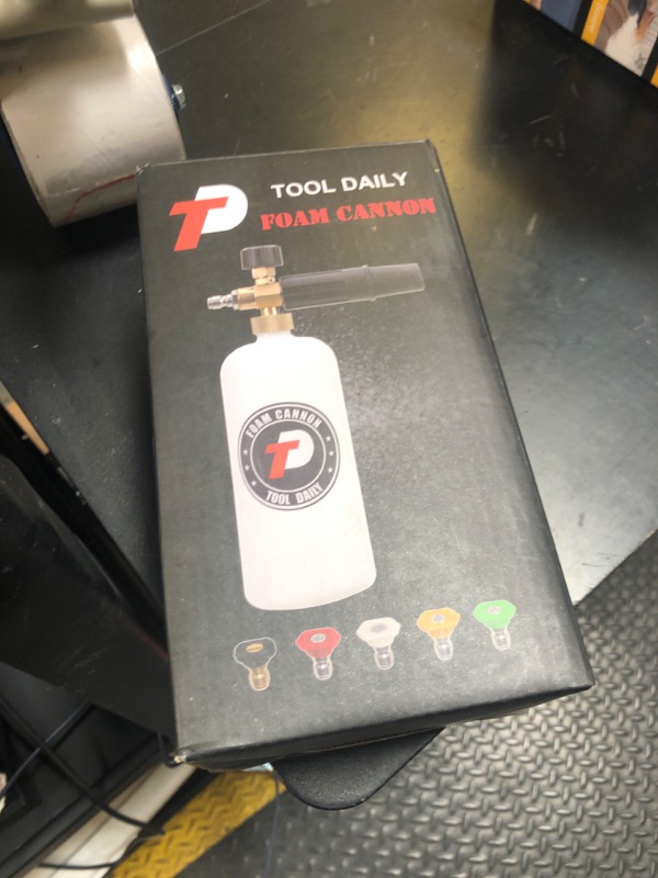Photo 1 of Tool Daily Foam Cannon with 1/4 Inch Quick Connector, 1 Liter, 5 Pressure Washer Nozzle Tips