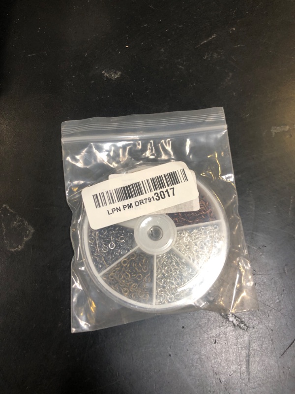 Photo 1 of Coolrunner 6 Color 600-1200Pcs Small Screw Pins, Threaded Silver Clasps and Hooks for Jewelry Making (600)