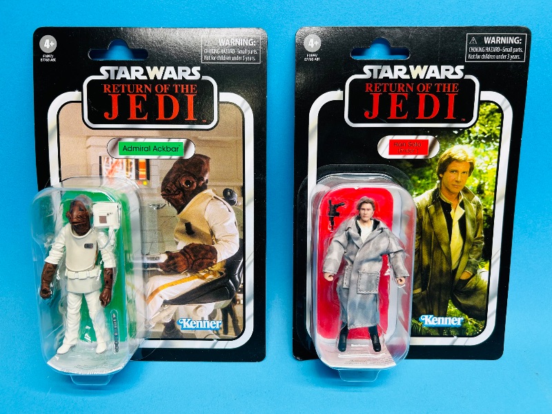 Photo 1 of 195052…2 Star Wars return of the Jedi figures