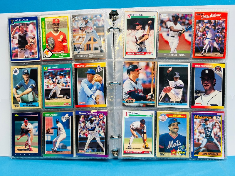 Photo 1 of 195066… final sale no returns/refunds-360 mixed baseball cards in binder 