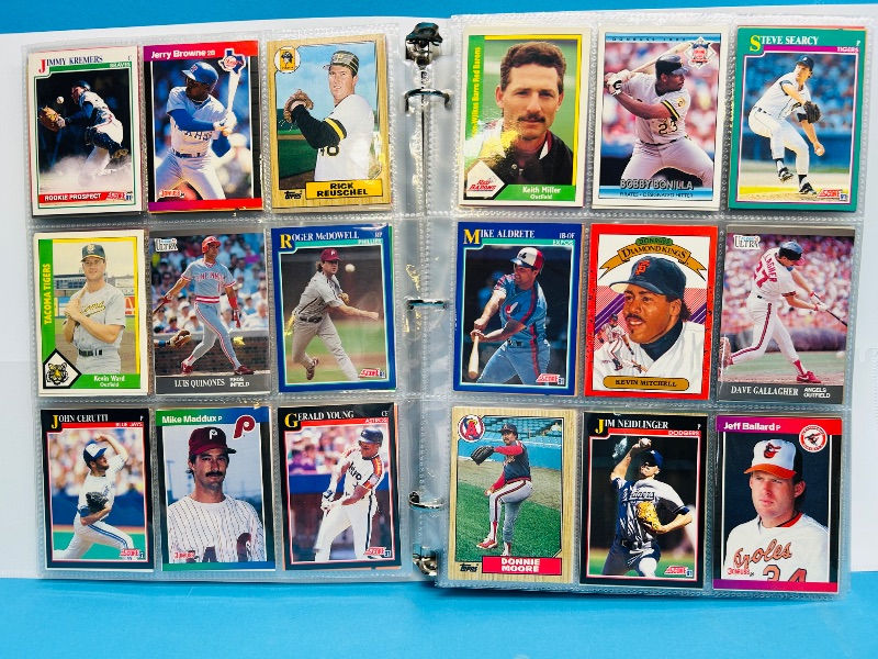 Photo 1 of 195066… final sale no returns/refunds-360 mixed baseball cards in binder 