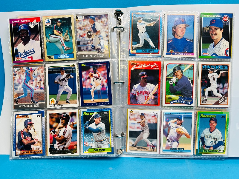 Photo 1 of 195067… final sale no returns/refunds-306 mixed baseball cards in binder 
