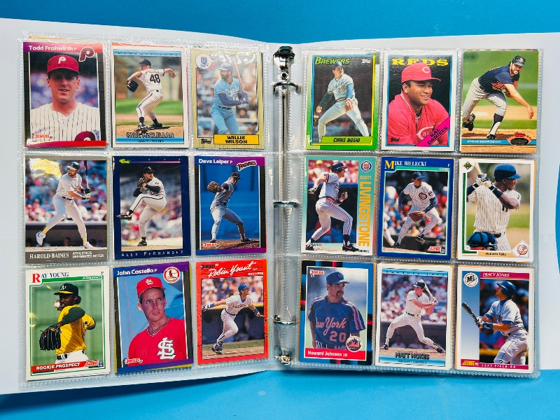 Photo 1 of 195067… final sale no returns/refunds-306 mixed baseball cards in binder 