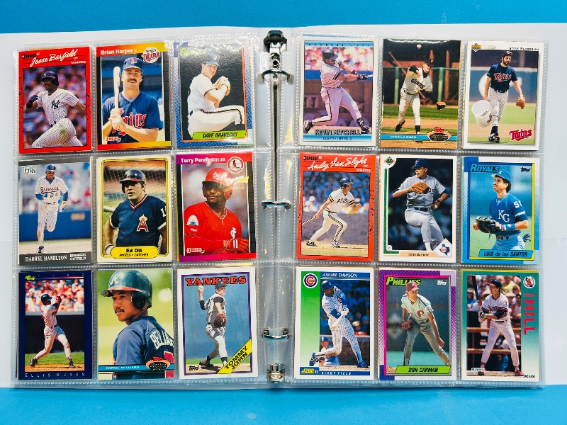 Photo 1 of 195067… final sale no returns/refunds-306 mixed baseball cards in binder 