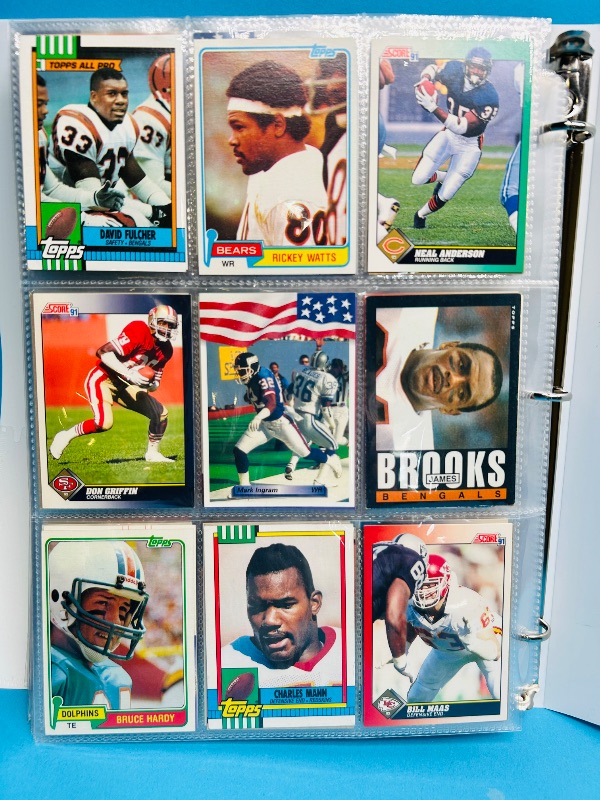 Photo 1 of 195068… final sale no returns/refunds-360 mixed football cards in binder 