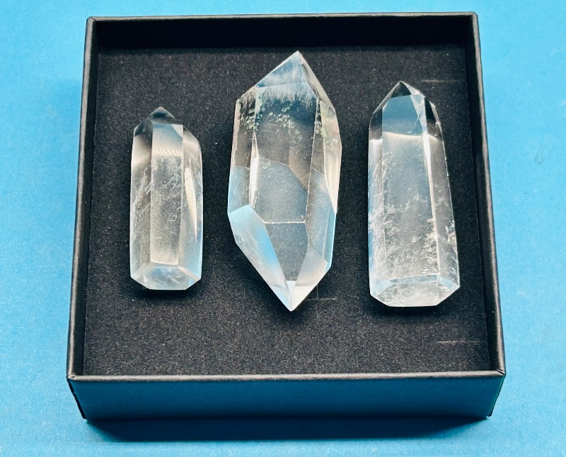 Photo 1 of 195175… 3 crystals in gift box