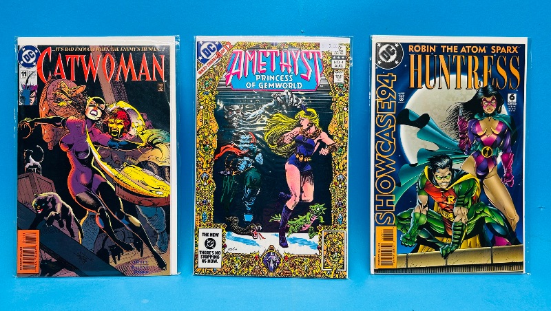 Photo 1 of 195204…3  comics in plastic sleeves 