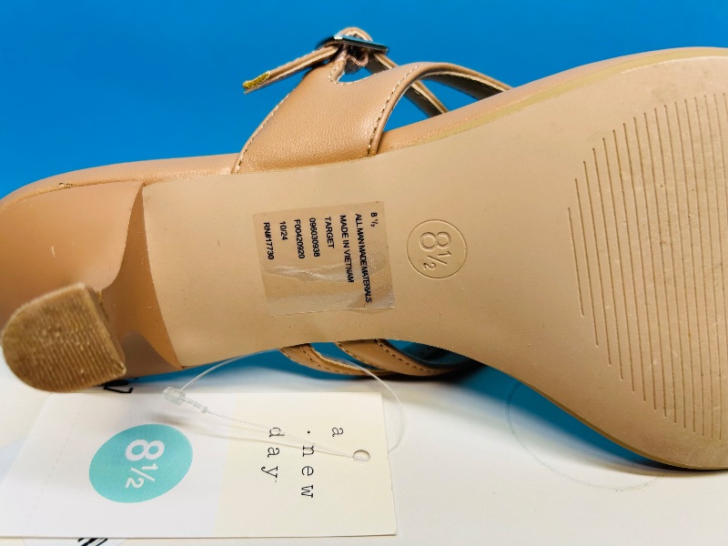 Photo 1 of 195298…size 8.5 Morrigan heels- like new condition 