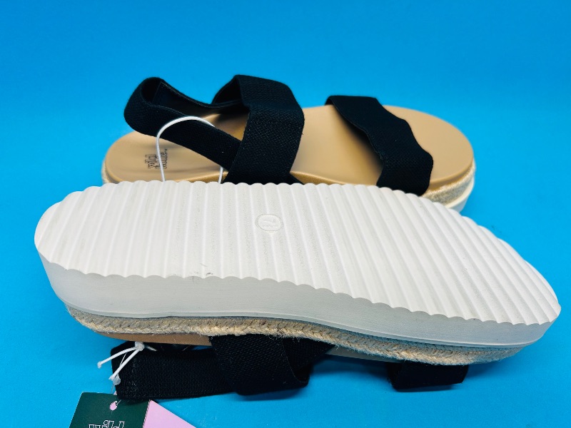 Photo 1 of 195302…size 7.5 sandals-like new condition 