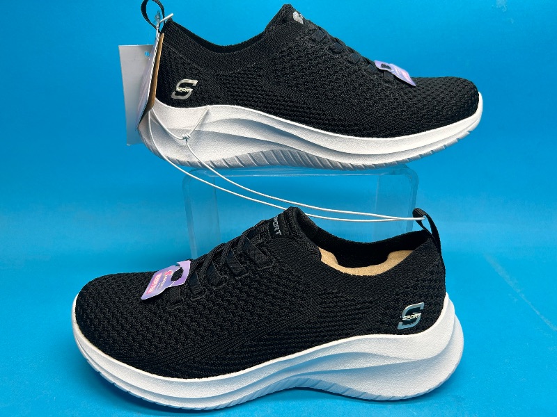 Photo 1 of 195304…size 5 sport by Skechers memory from sneakers -like new condition