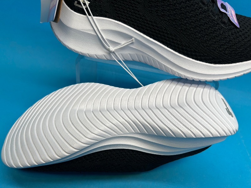 Photo 1 of 195304…size 5 sport by Skechers memory from sneakers -like new condition 