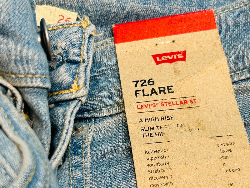 Photo 1 of 195306…Levi’s 726 Flare jeans W36 L32 -like new condition 