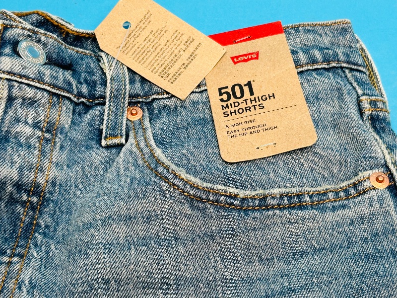 Photo 1 of 195307…Levi’s 501 mid-thigh shorts W30  -like new condition 
