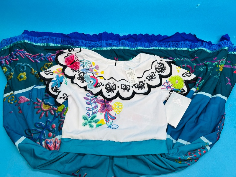 Photo 1 of 195324…Disney size 9/10 dress--like new condition 