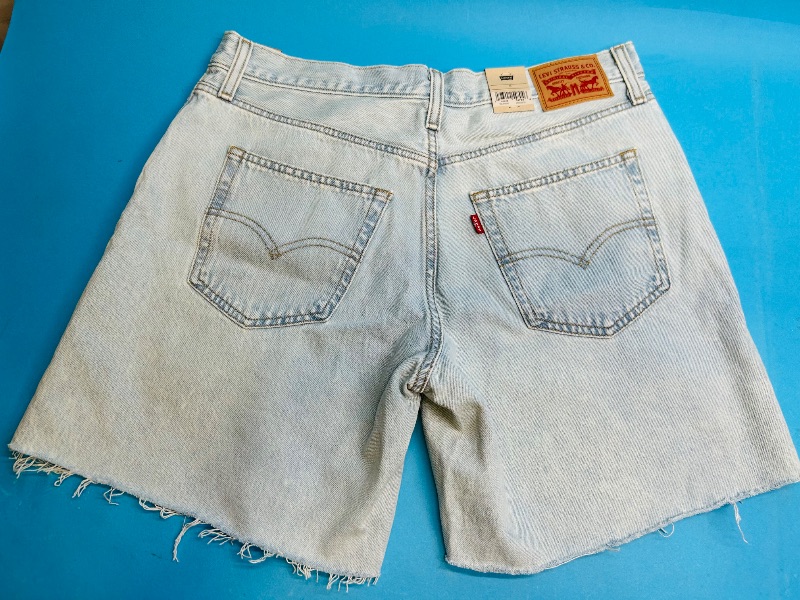 Photo 1 of 195326…size 31 Levi baggy shorts--like new condition 