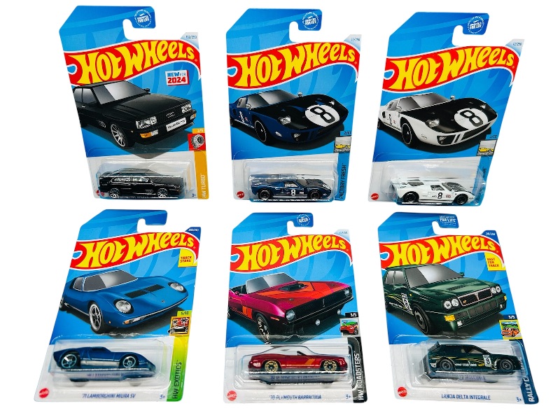 Photo 1 of 195362…6  hot wheels die cast cars 