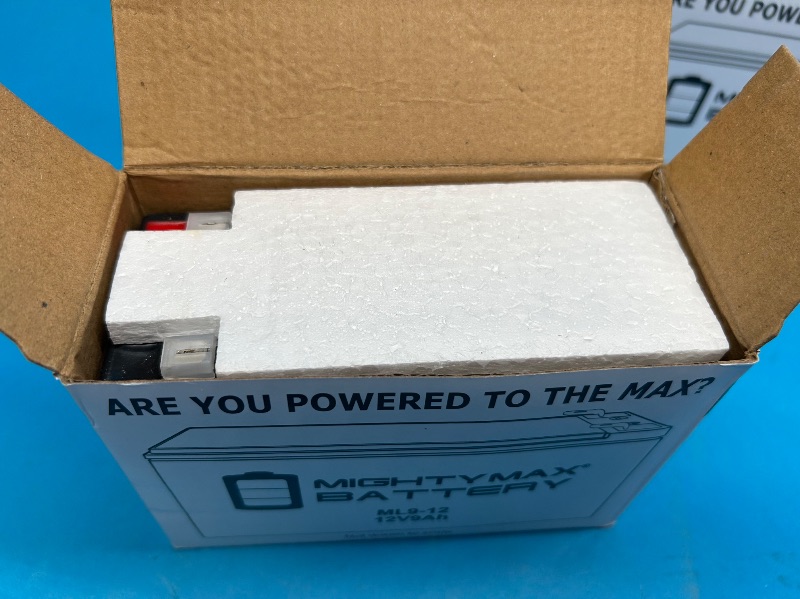 Photo 1 of 195483…2 mighty max batteries ML9-12  12V9Ah