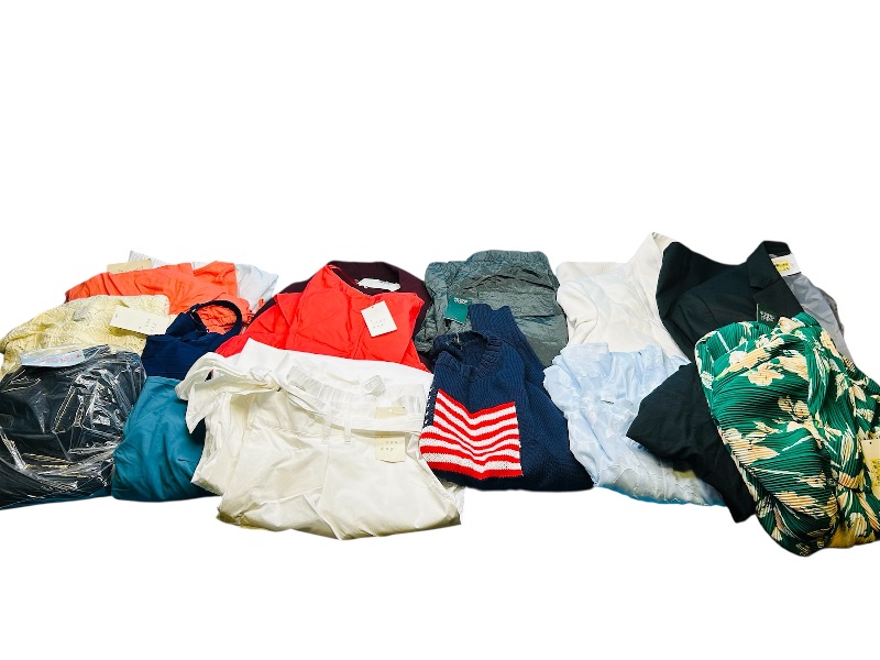 Photo 1 of 195496…final sale no returns/refunds- ladies clothing all sizes - 30 items like new condition