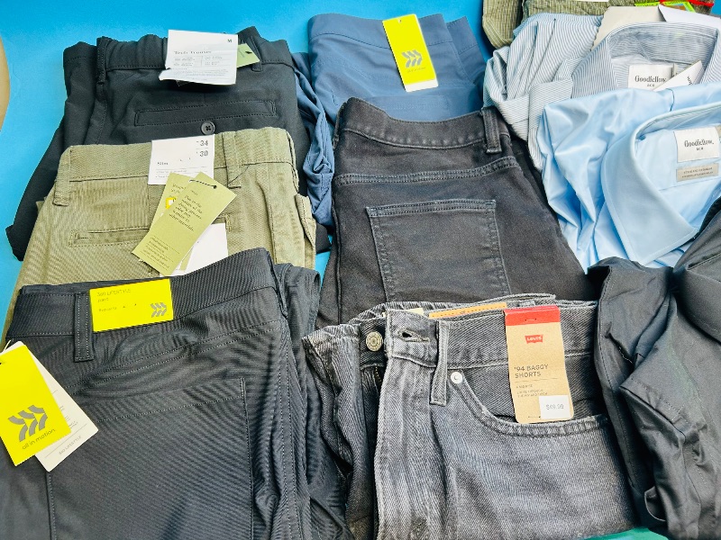 Photo 1 of 195516… final sale no returns/refunds- mens clothing all sizes - 20 items  like new condition 