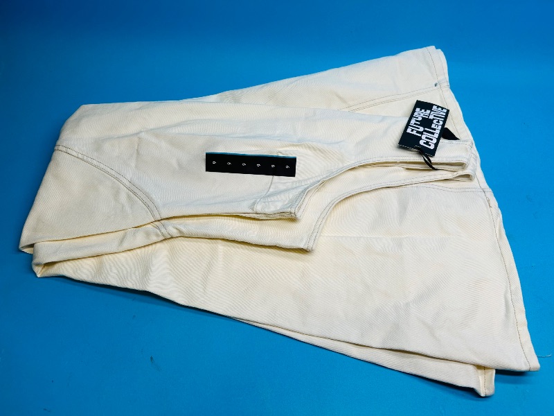Photo 1 of 195519…ladies racerback jean  dress size 6 - like new condition 