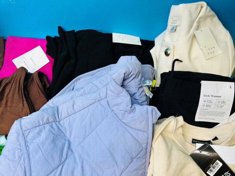 Photo 1 of 195544…final sale no returns/refunds- ladies clothes all sizes 30 items-like new condition 
