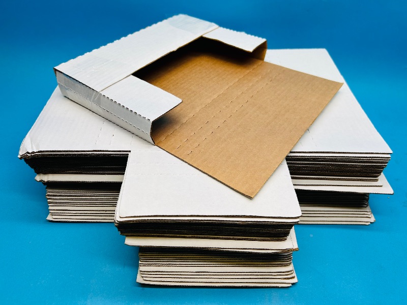 Photo 1 of 195549…40 adjustable corrugated boxes