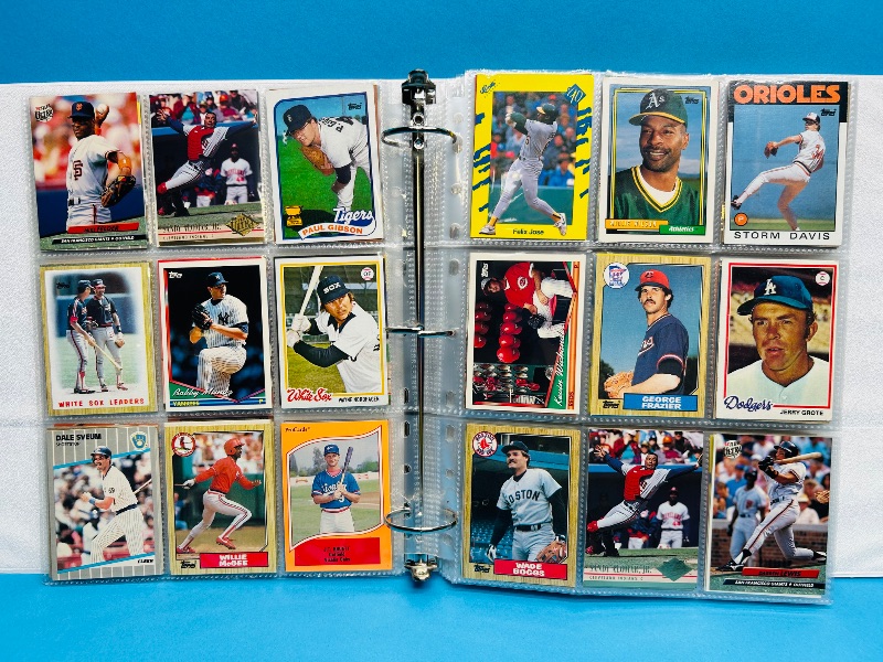 Photo 1 of 195553… final sale no returns/refunds-360 mixed baseball cards in binder