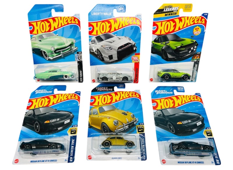 Photo 1 of 195618…6  hot wheels die cast  cars