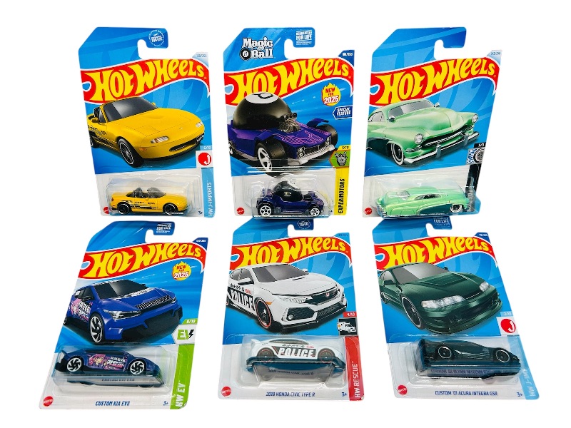 Photo 1 of 195628…6  hot wheels die cast cars