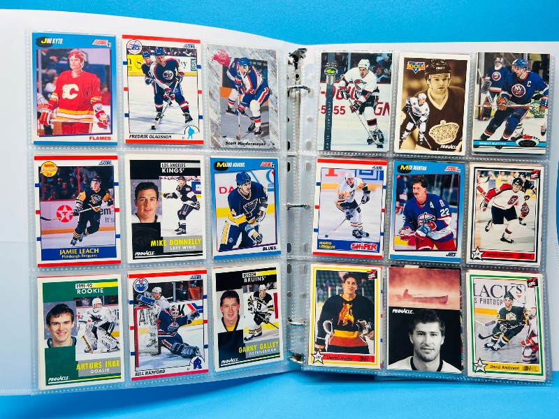 Photo 1 of 195634…final sale no returns/refunds-288 mixed hockey cards in binder