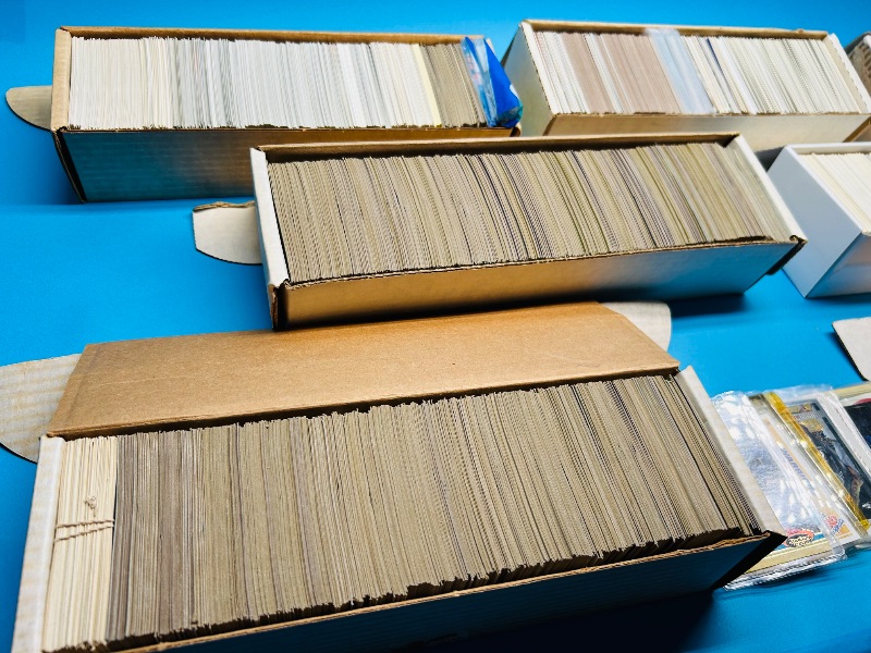 Photo 1 of 195662… final sale no returns/refunds-thousands of mixed sports cards