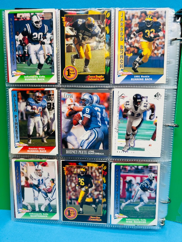 Photo 1 of 195666… final sale no return/ refund-270 mixed football cards in binder 