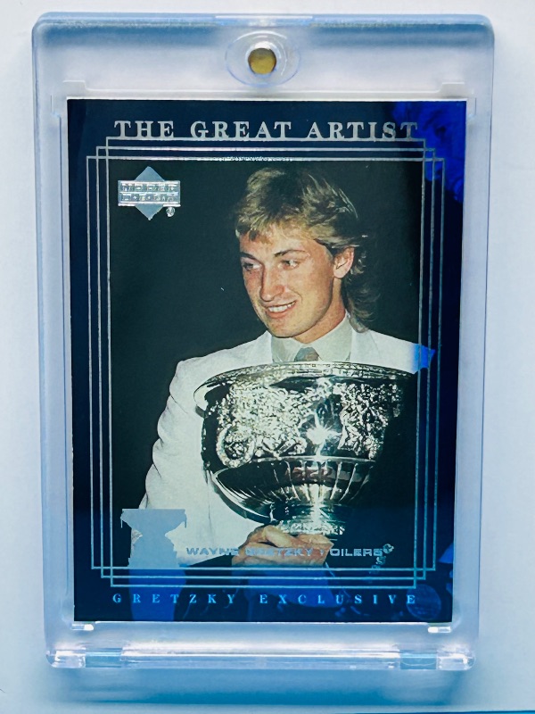 Photo 1 of 195716…Wayne Gretzky the great artist card in hard plastic case