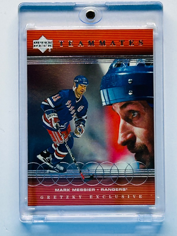 Photo 1 of 195717… Wayne Gretzky teammates card in hard plastic case