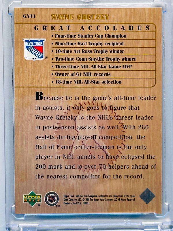 Photo 1 of 195735…hologram Wayn Gretzky card in hard plastic case