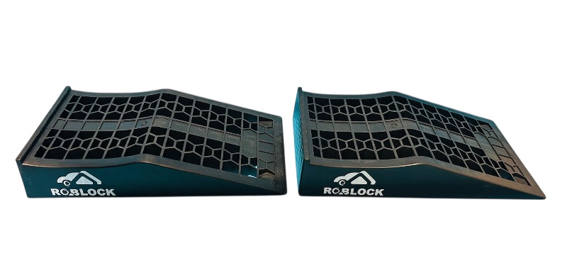 Photo 1 of 195773…low profile 2 car ramps total height -2 3/4”