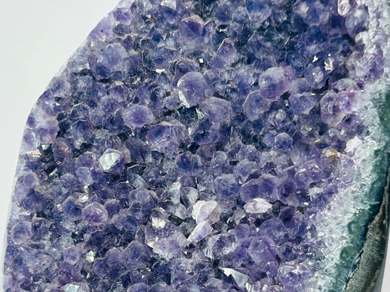 Photo 1 of 195788…4.5” amethyst rock 