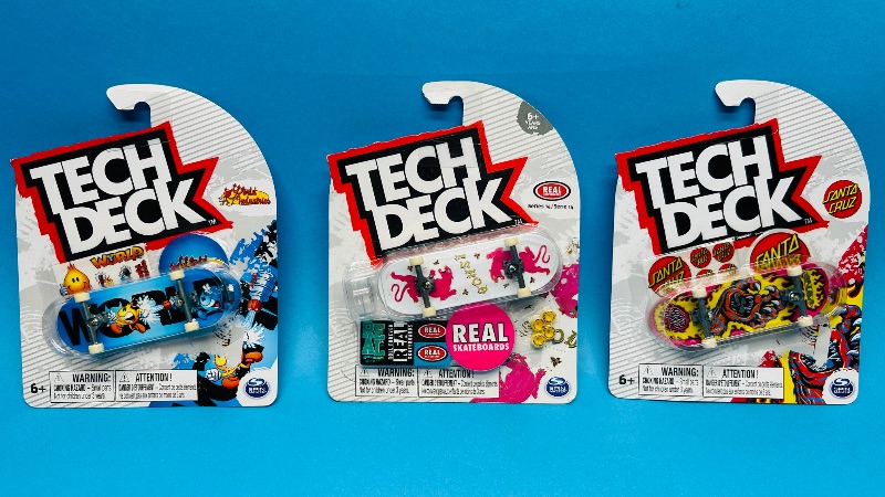 Photo 1 of 195802… 3 Tech Deck finger boards